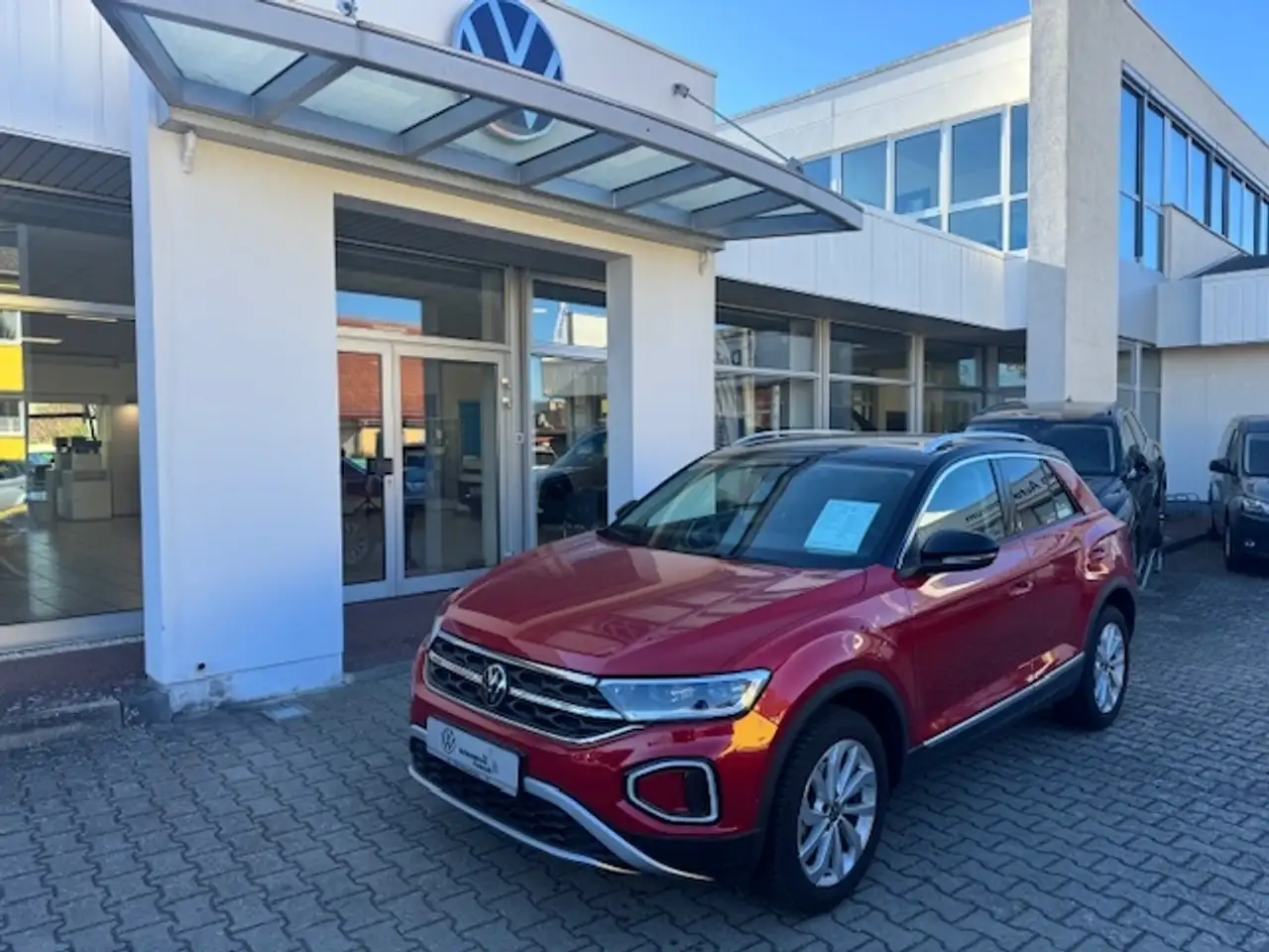 Volkswagen T-Roc D11 1.5 TSI Style — معرض صور السيارة 2