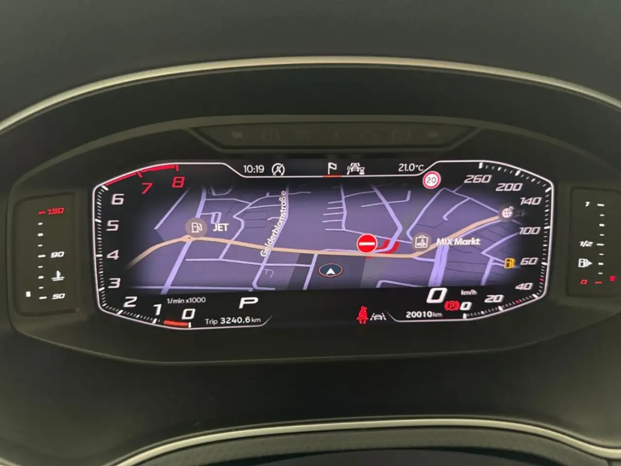 SEAT Ibiza FR AUTOMATIK NAV LED DIG.DISPLAY KAMERA SITZ.HZG — Vehicle gallery 11