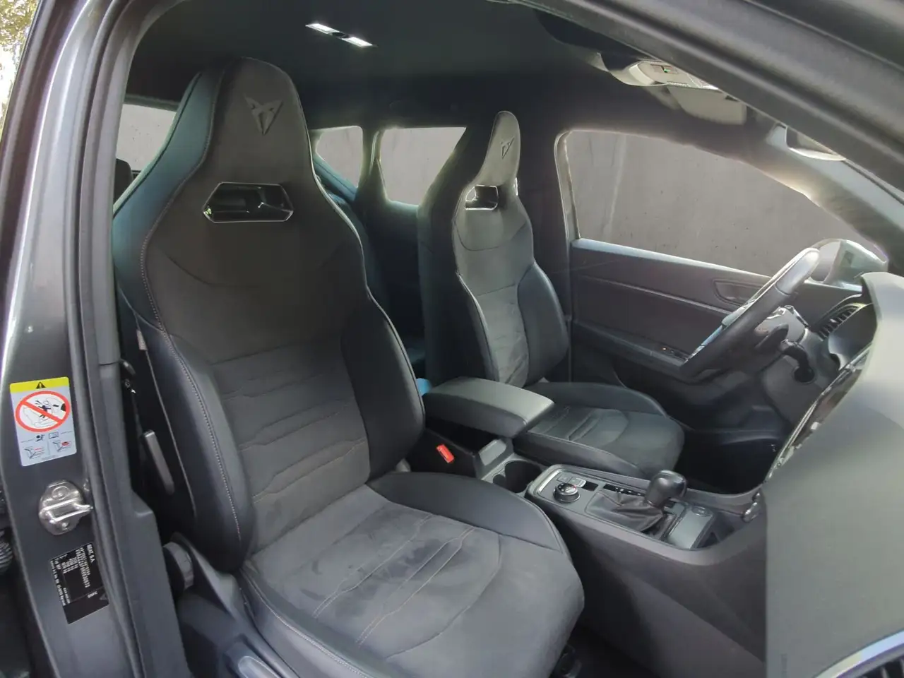 CUPRA Ateca 2.0 TSI VZ 4Drive AHK 360°-Kamera elektr. — معرض صور السيارة 17