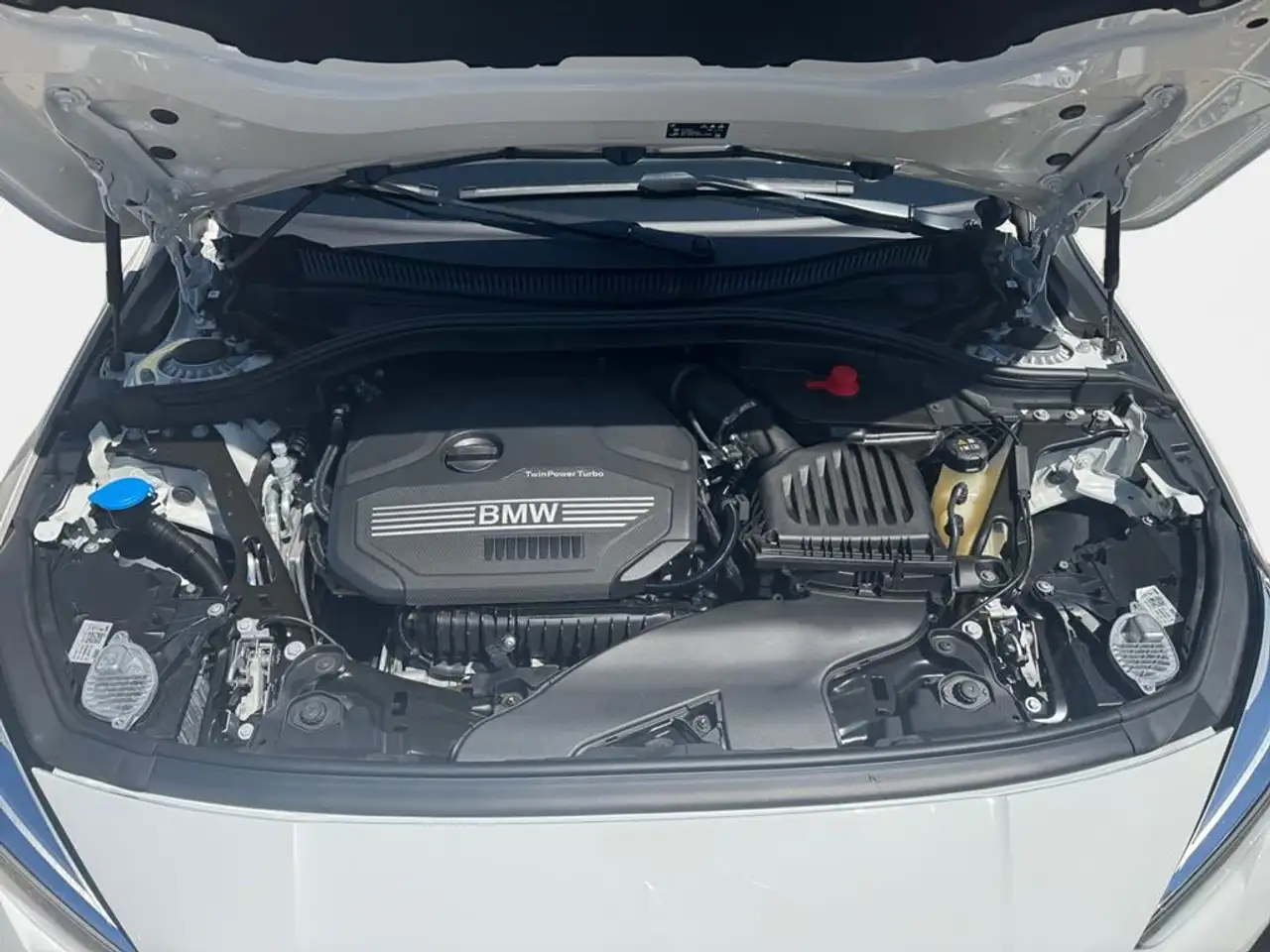 BMW 218 M Sport — Galerie du véhicule 19