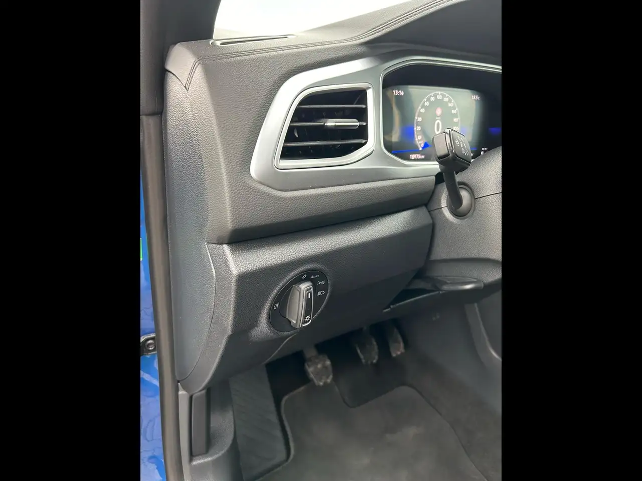 Volkswagen T-Roc Style Cabriolet 1.5 TSI / Windschott — معرض صور السيارة 5