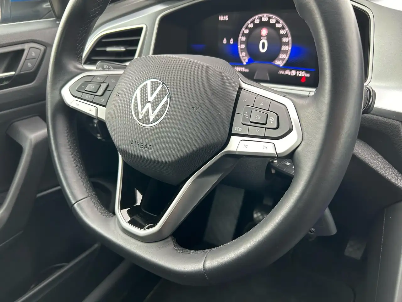 Volkswagen T-Roc Style Cabriolet 1.5 TSI / Windschott — معرض صور السيارة 8