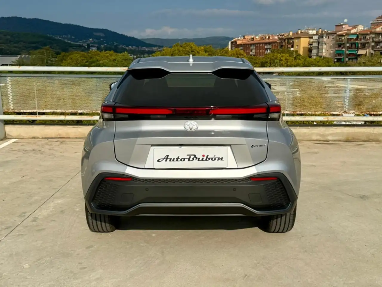 Toyota C-HR 220PH Advance — Galerie du véhicule 9