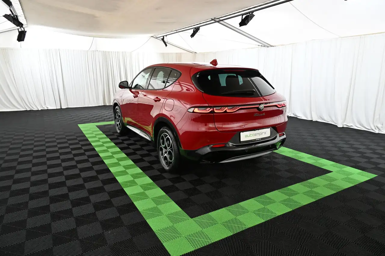 Alfa Romeo Tonale 1.3 PHEV 280 Q4 Ti LED/NAVI/ACC/KAMERA/18 — Galerie du véhicule 6