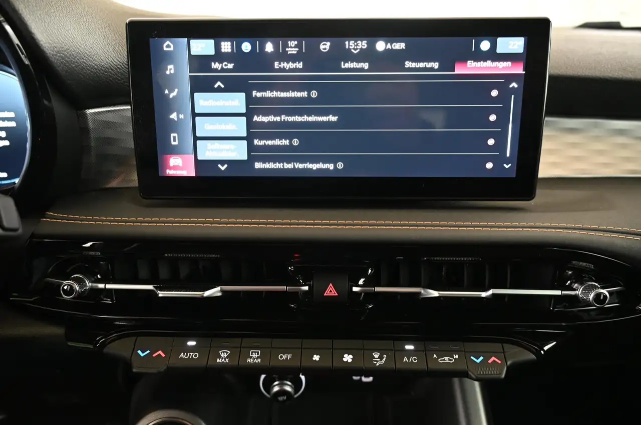 Alfa Romeo Tonale 1.3 PHEV 280 Q4 Ti LED/NAVI/ACC/KAMERA/18 — Galerie du véhicule 19