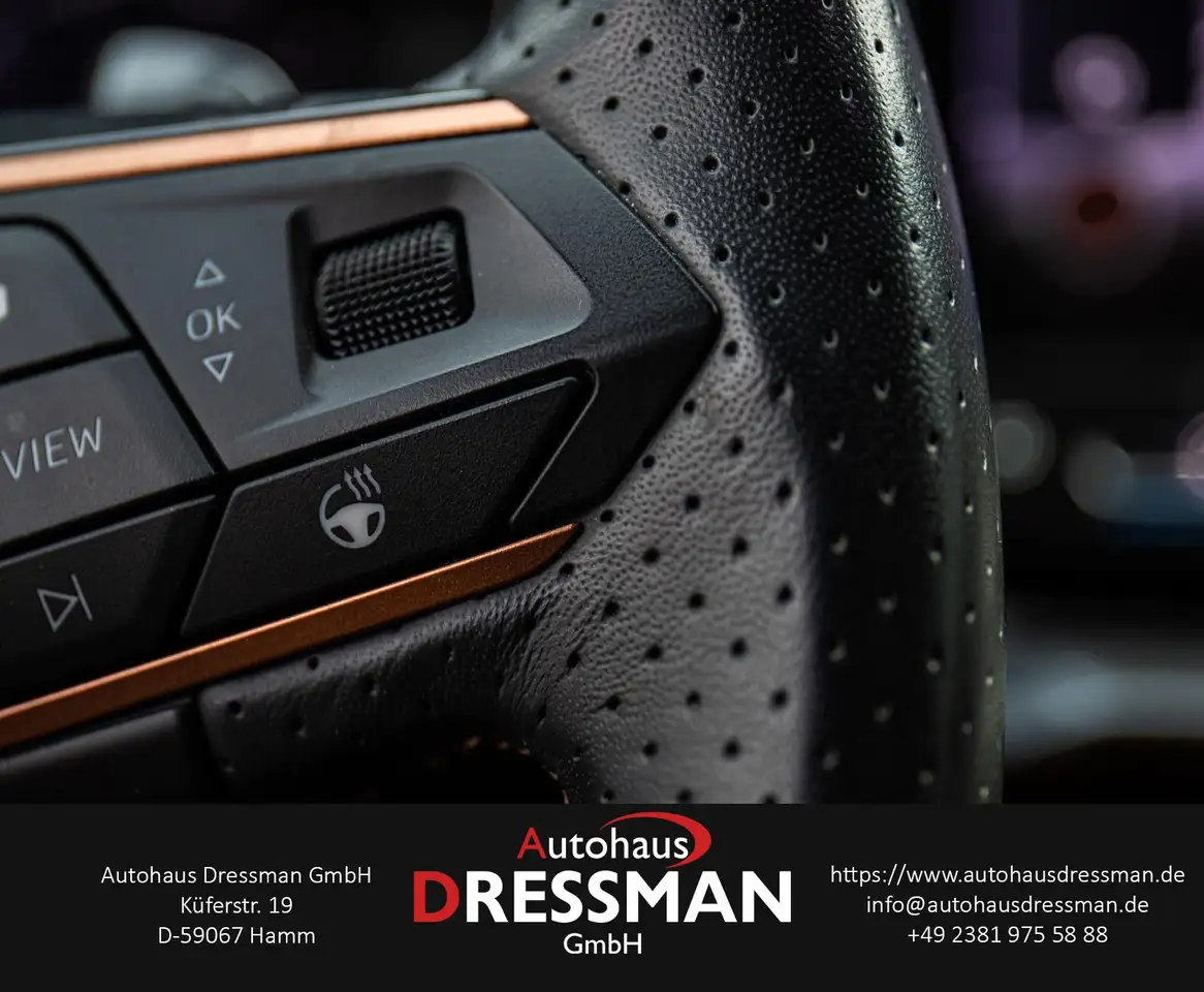 CUPRA Leon 2.0 TSI CUP SITZE ACC AHK BEATS COPPER APP — Galería del vehículo 16