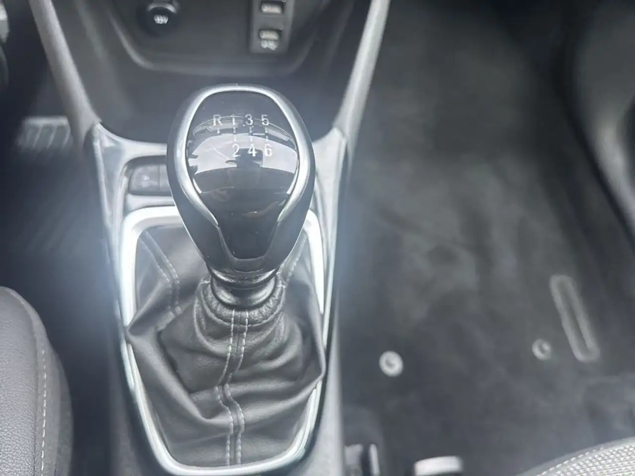 Opel Crossland Crossland 1.2 Elegance Paket — Galerie du véhicule 25