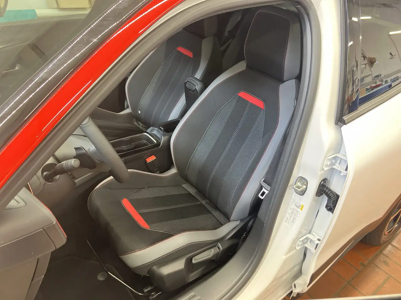 Opel Mokka 1.2 Turbo GS Line WinterPaket+Kamera — Galerie du véhicule 8