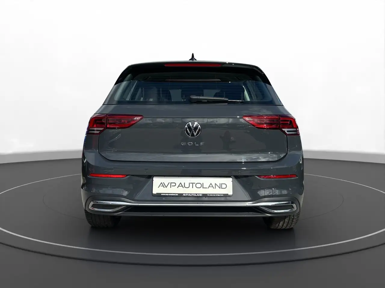 Volkswagen Golf VIII 1.5 TSI STYLE | PDC | LED | ACC | — معرض صور السيارة 6