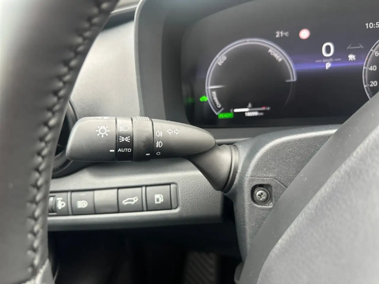 Toyota C-HR 1.8 Hybrid Team D *LED*el Heck*ACC*CAM*SHZ* — معرض صور السيارة 23