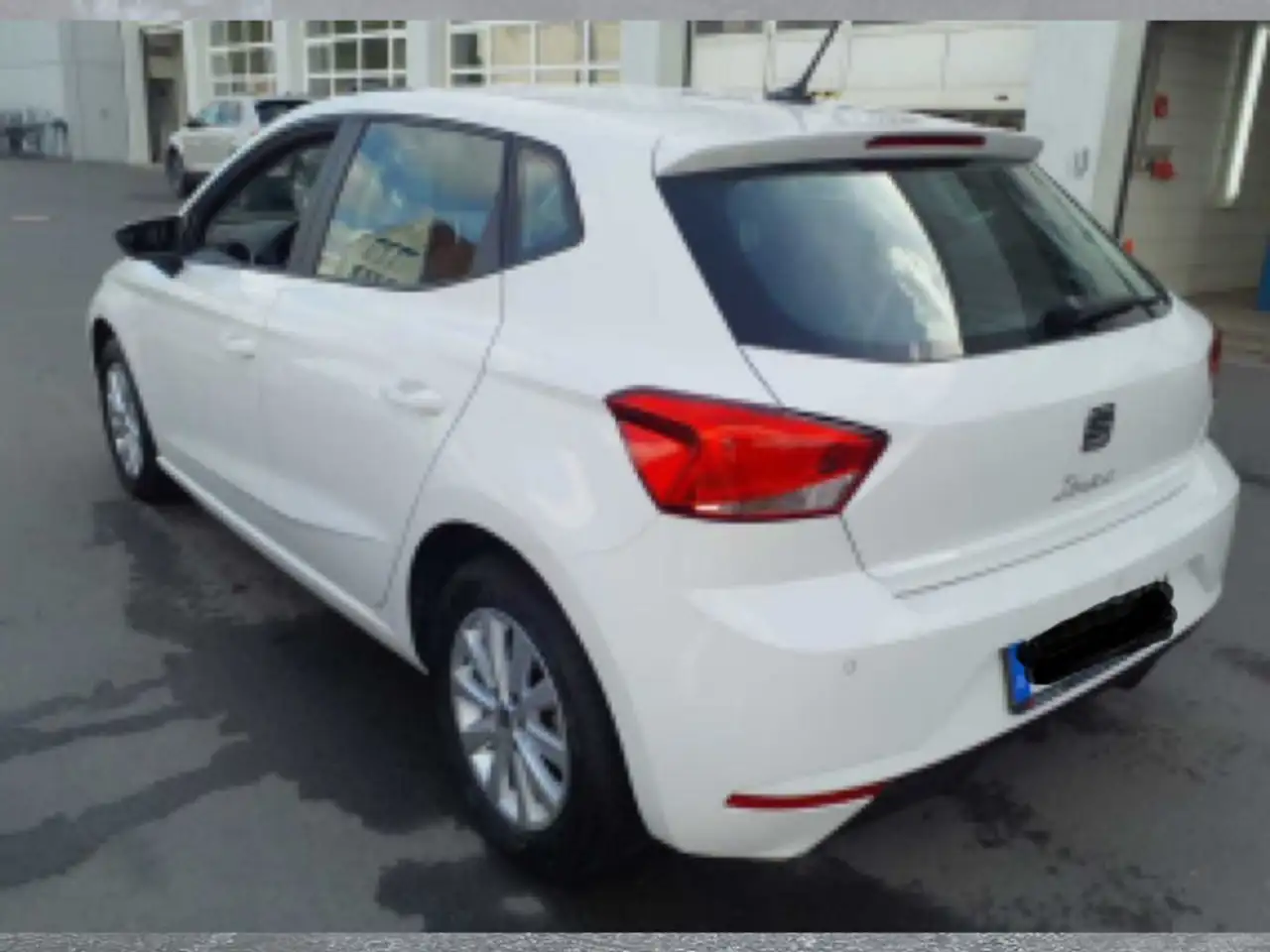 SEAT Ibiza 1.0 TSI STYLE EDITION LED+PDC+GRA+LM+DAB+ — Galerie du véhicule 3