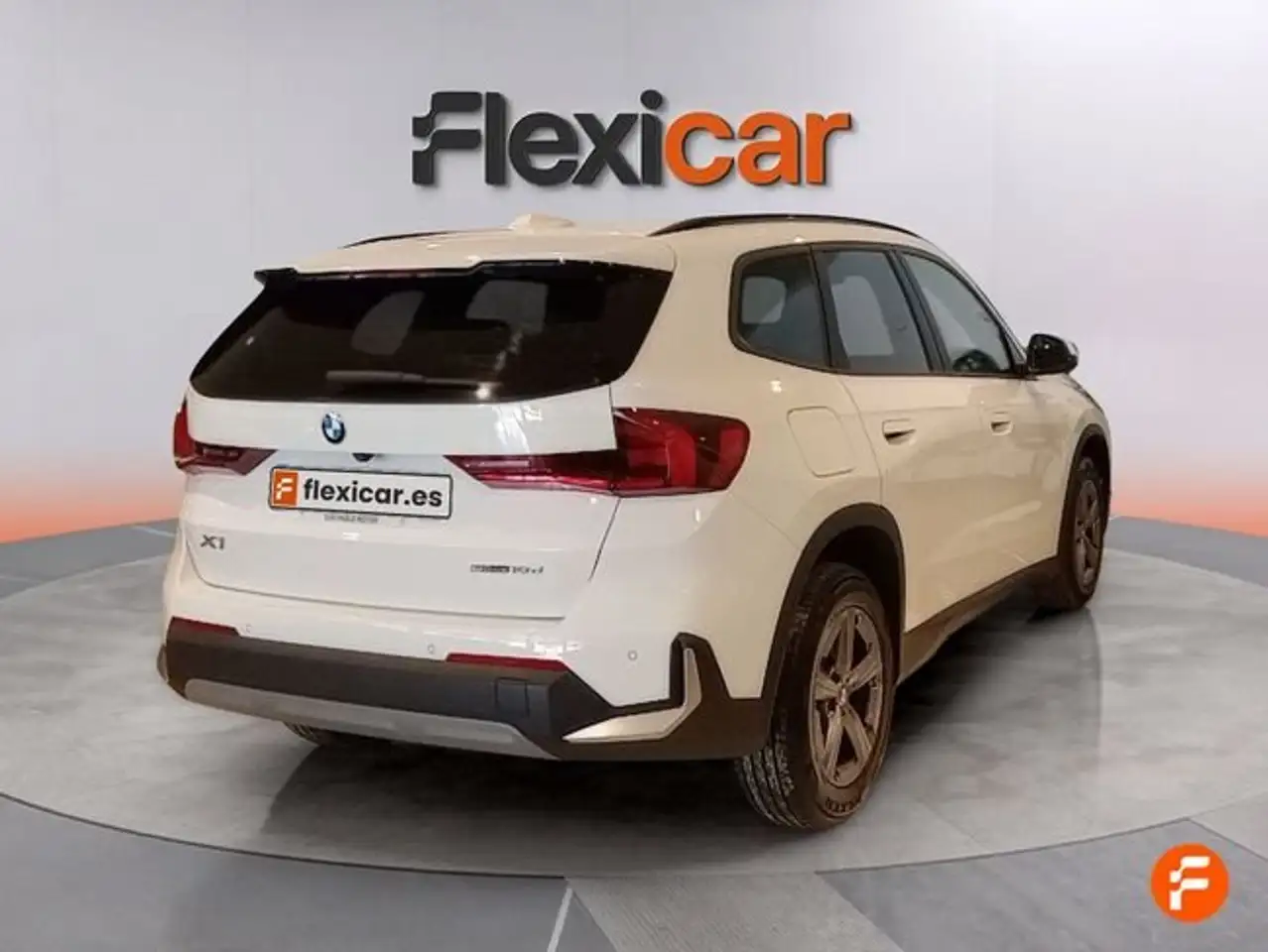 BMW X1 sDrive 18dA — Vehicle gallery 8
