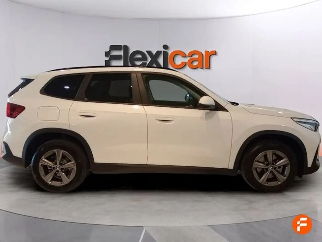 BMW X1 sDrive 18dA — Vehicle gallery 9