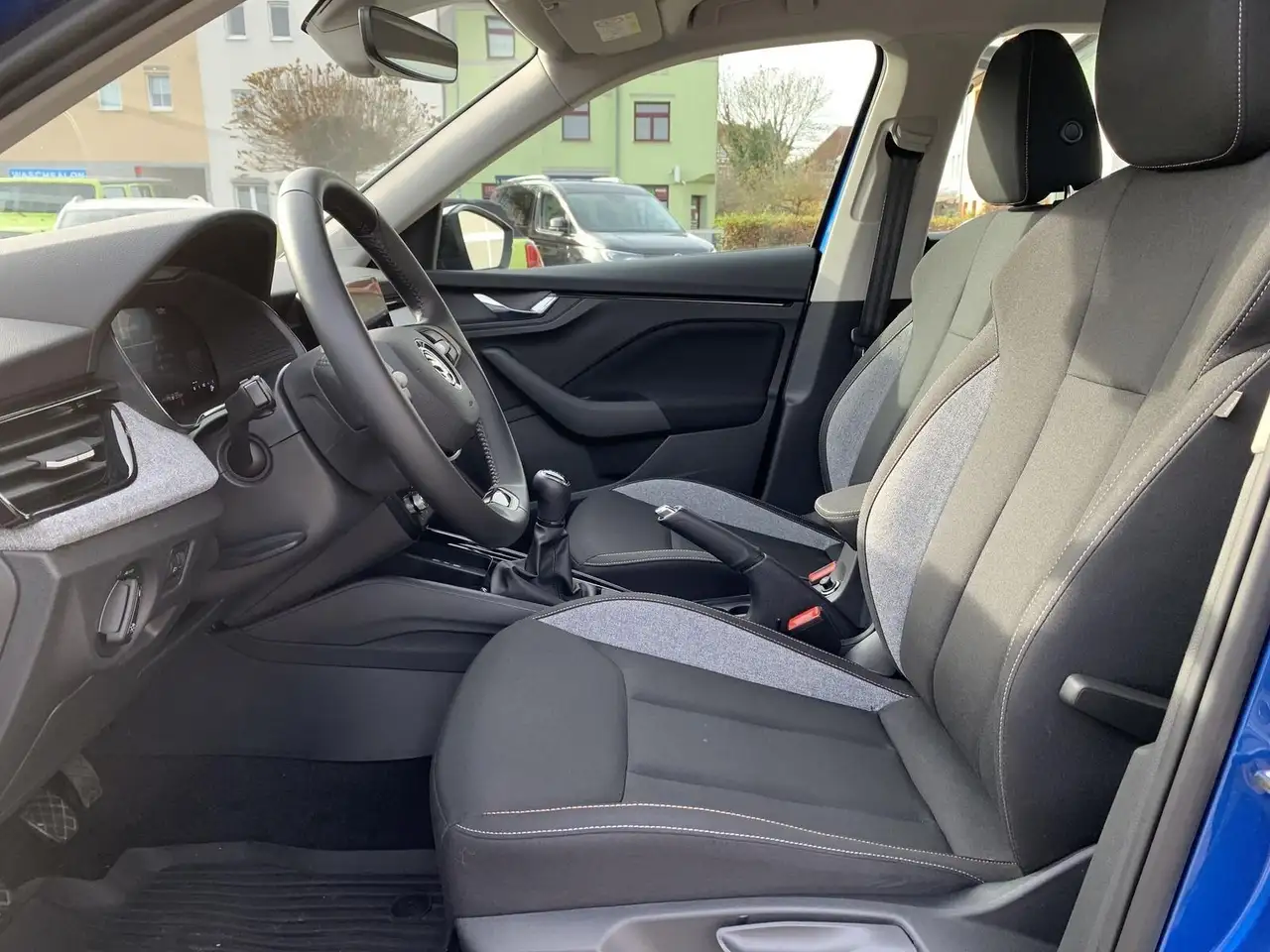 Skoda Kamiq 1.0TSI Selection AHK+dig.Display+Sitzhzg. — Vehicle gallery 9