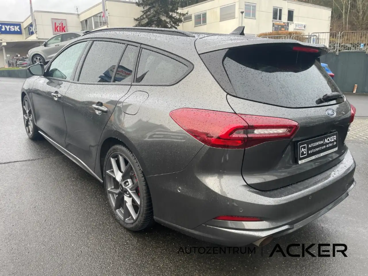 Ford Focus ST X Turnier 2.3 AT. Pano/aAHK/ACC -34%* — معرض صور السيارة 11
