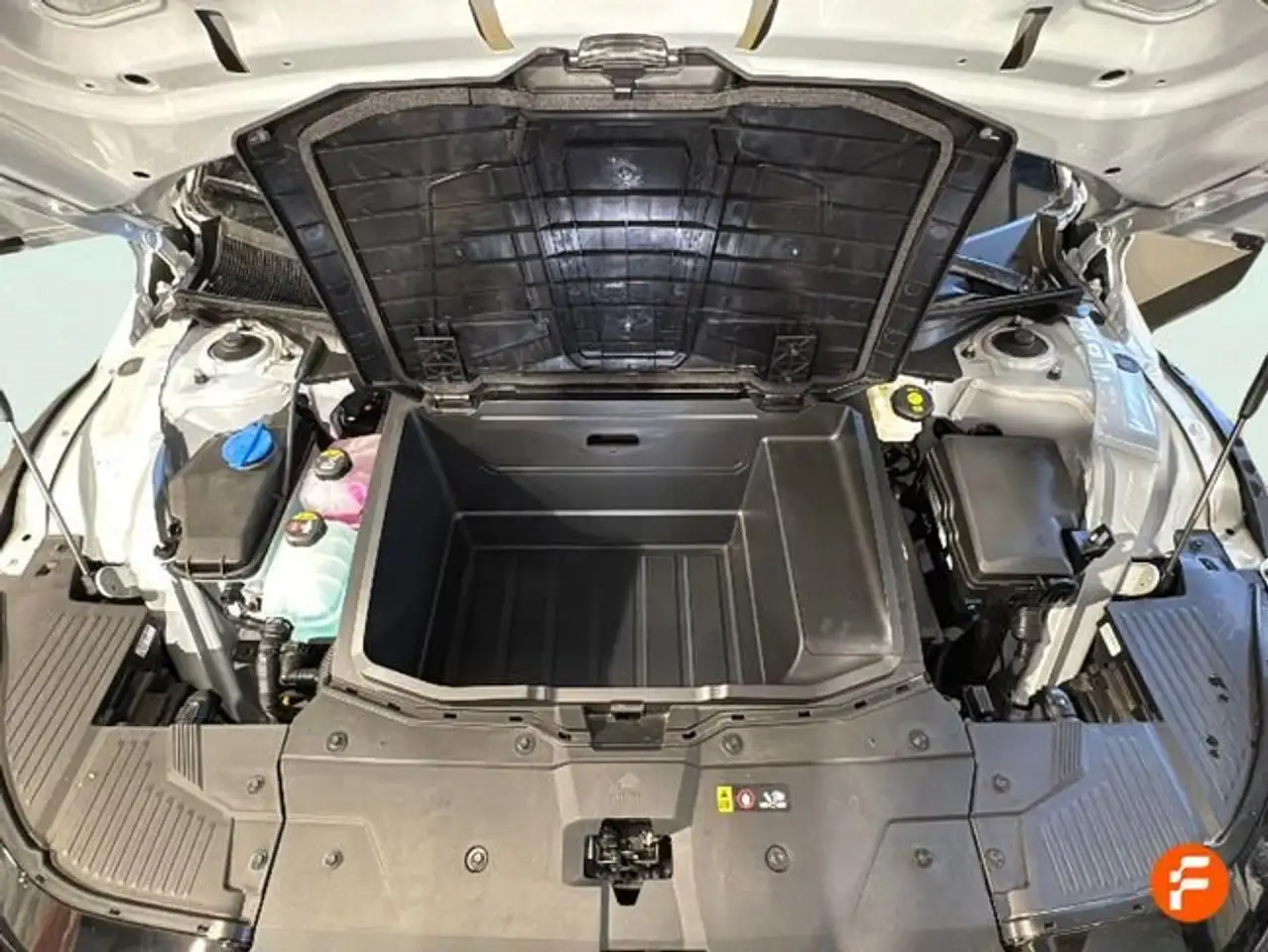 Hyundai IONIQ 5 58kWh Light RWD 125kW — Galería del vehículo 23