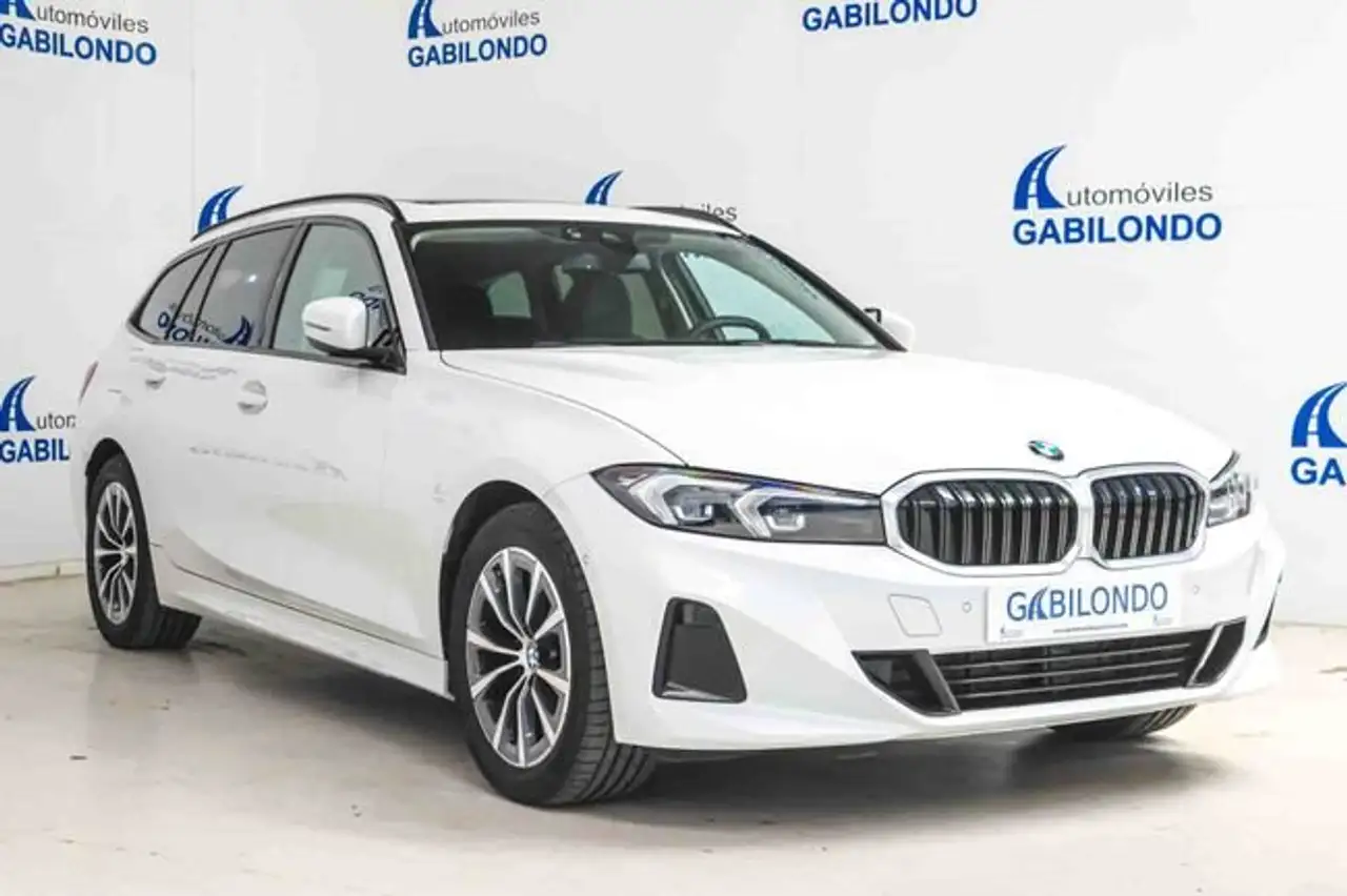 BMW 318 318d Touring Auto — معرض صور السيارة 3