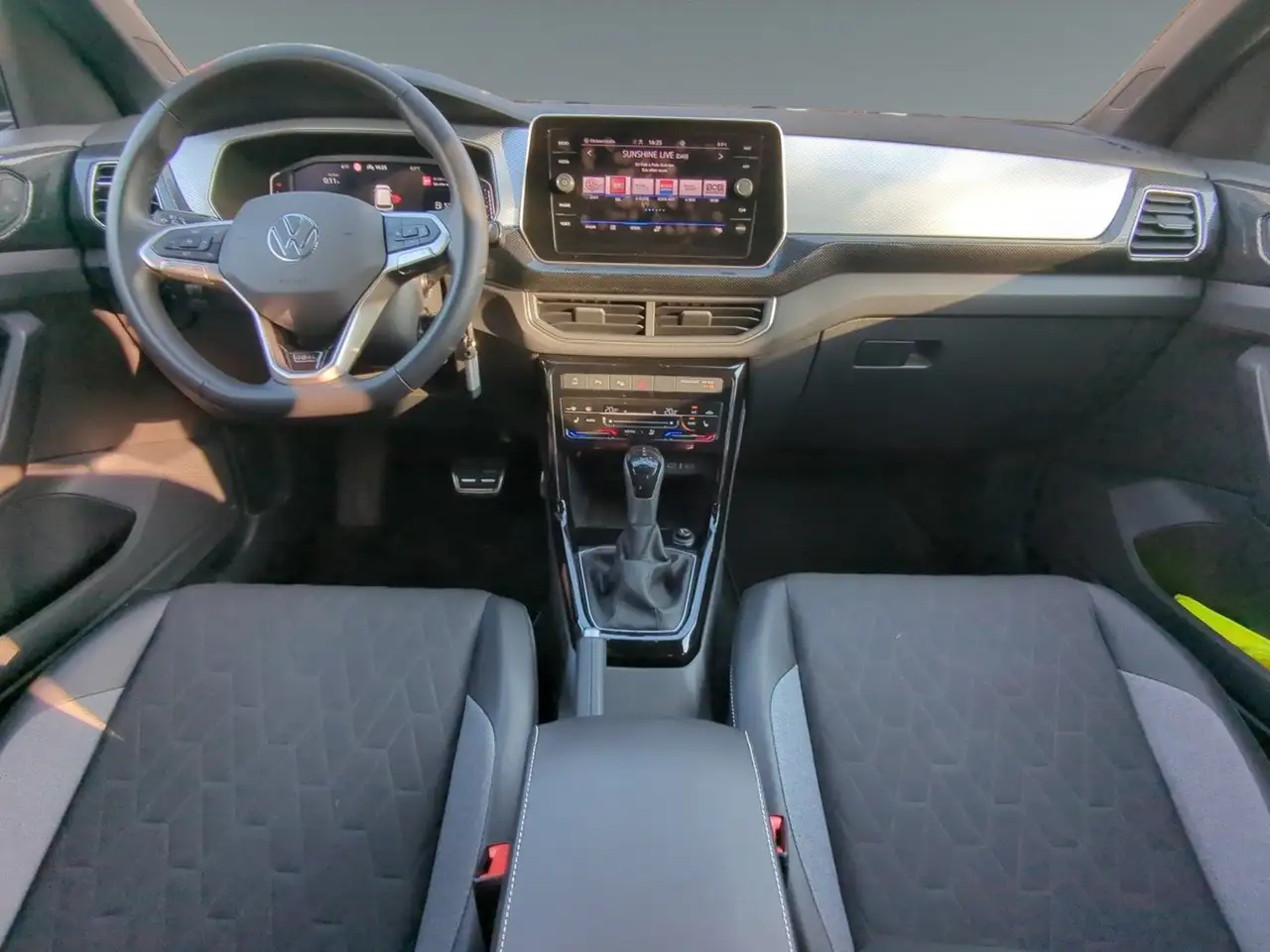 Volkswagen T-Cross 1.0 TSI DSG GOAL LED NAVI CLIMATRONIC — Galería del vehículo 10