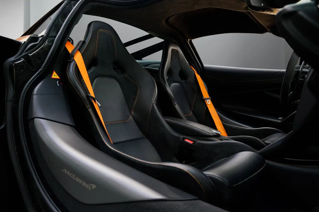McLaren 600LT 750S | CF Exterior I CF Interior I Service Paket I — Galería del vehículo 19