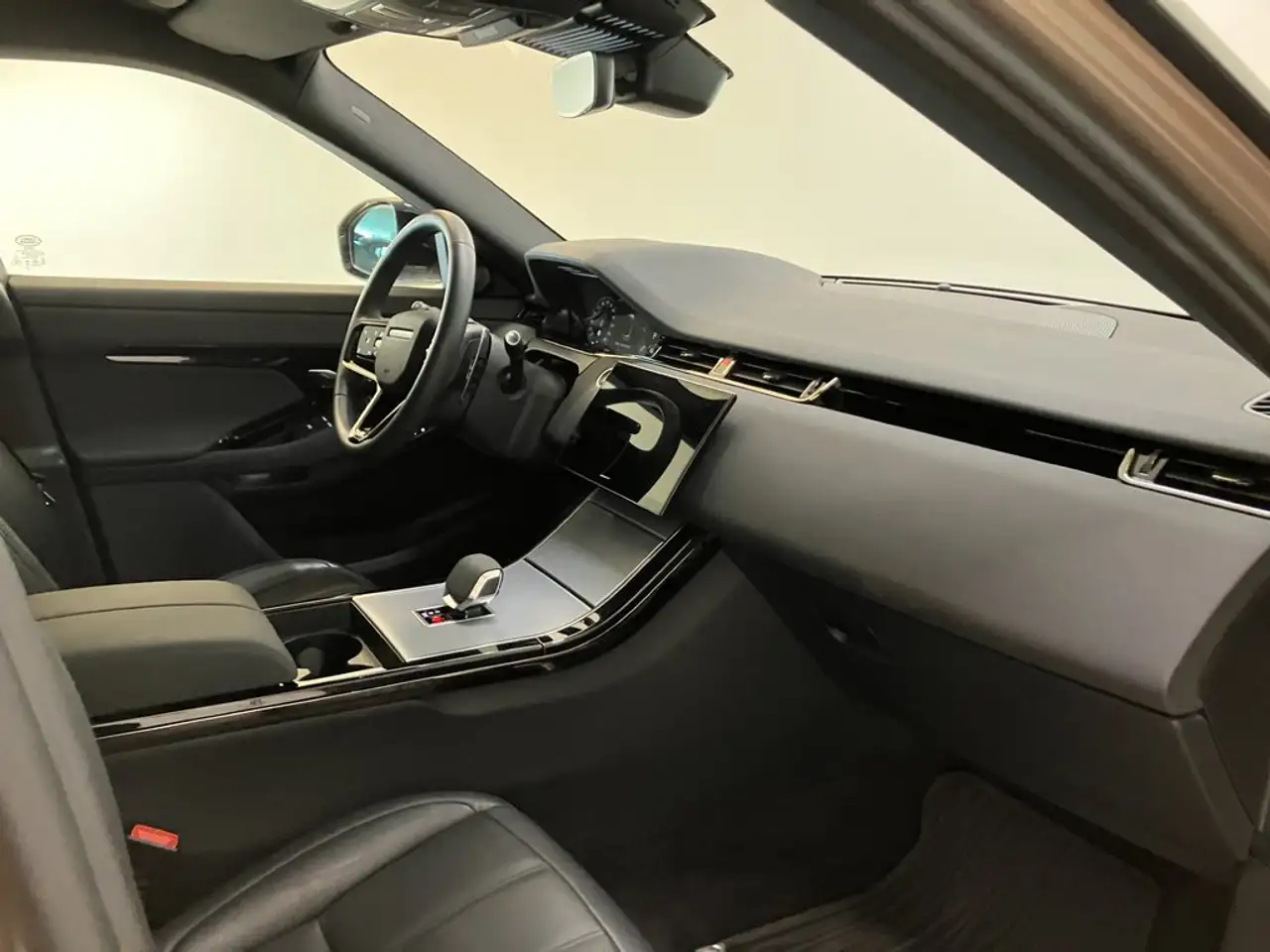 Land Rover Range Rover Evoque 2.0D I4 MHEV S AWD Aut. 163 — Galerie du véhicule 3