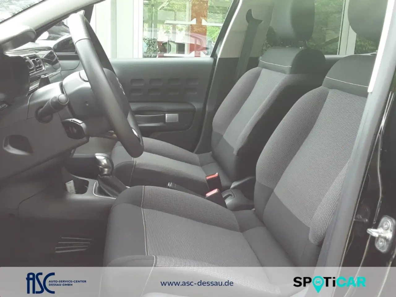 Citroen C3 1.2 PT EAT6,Navi ,EPH, Kamera,Allw.,DAB, CarPlay — Galería del vehículo 11