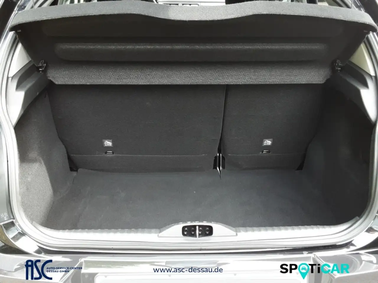 Citroen C3 1.2 PT EAT6,Navi ,EPH, Kamera,Allw.,DAB, CarPlay — Galería del vehículo 6