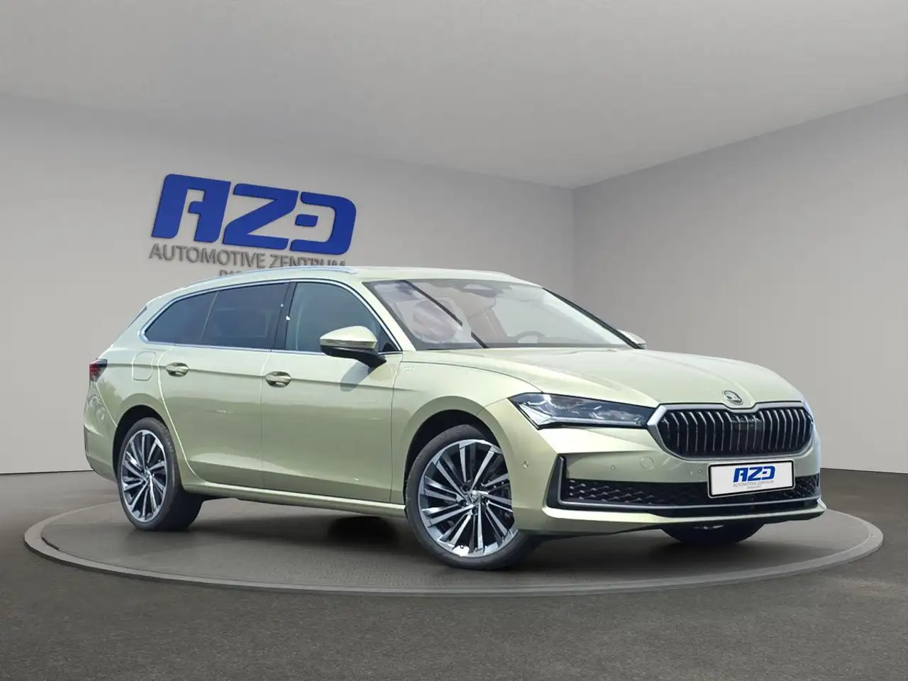 Skoda Superb IV L&K HUD CANTON SITZBLF AHK PANO 360° ACC — معرض صور السيارة 3