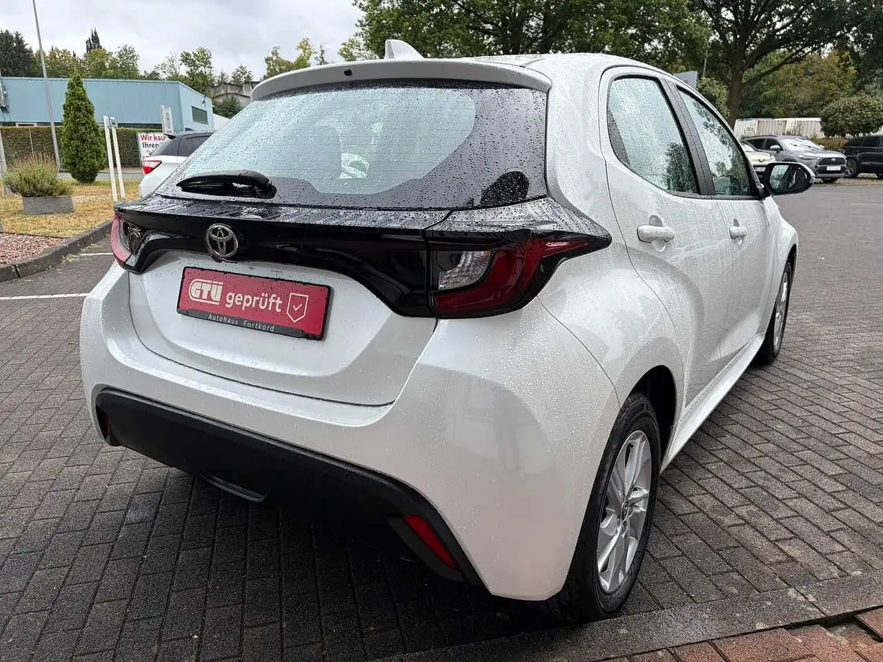 Toyota Yaris 1.5 Comfort - Navi, SHZ, LED, Kam. ... sehr gepfle — Galerie du véhicule 14
