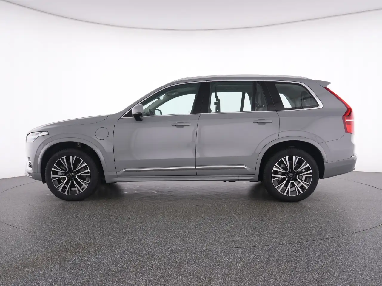 Volvo XC90 T8 Recharge Core+FAP+LM20+WINTERPAK+NAVI — Galería del vehículo 12