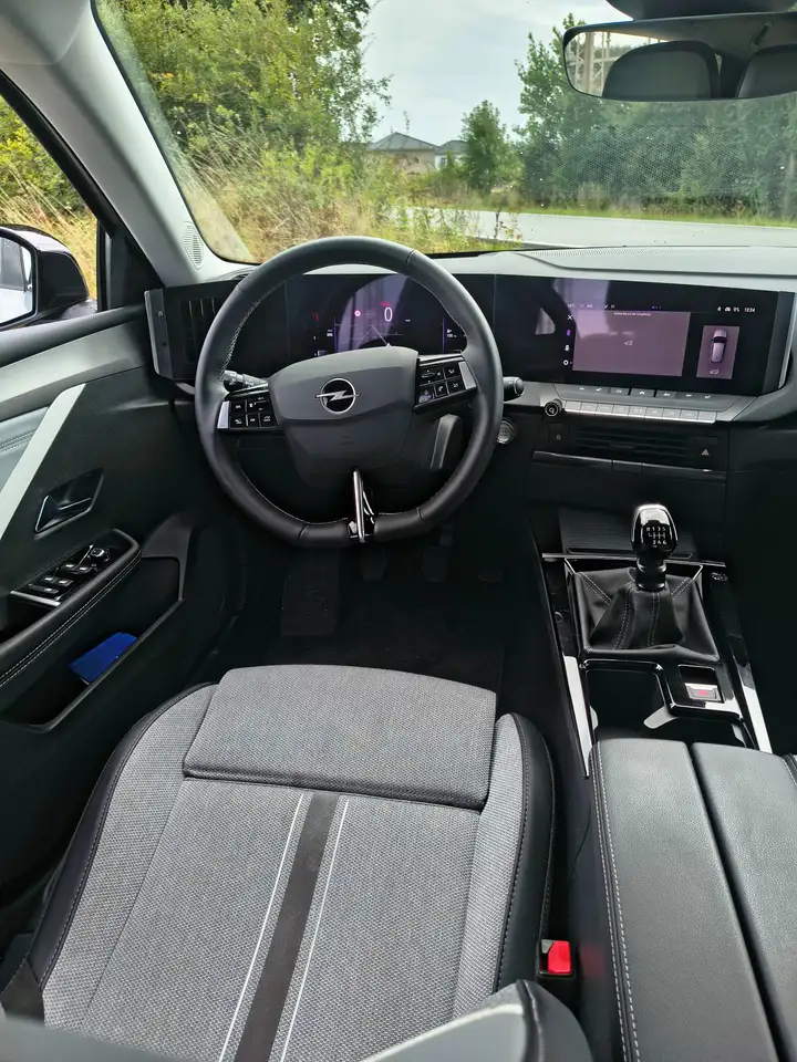 Opel Astra Elegance 6-Gangschaltung — Galerie du véhicule 14