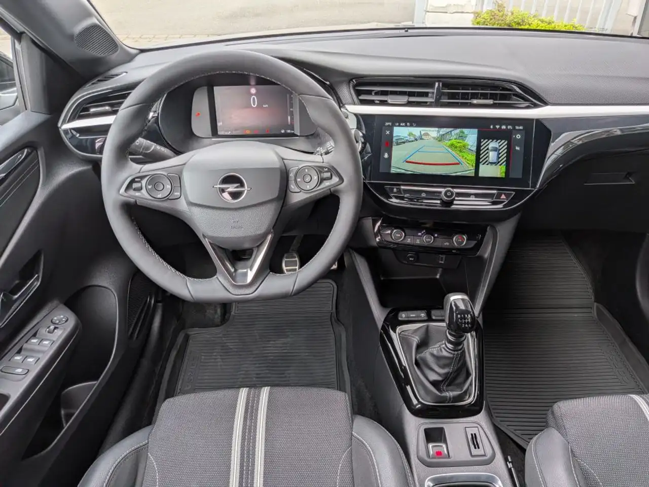 Opel Corsa 1.2 Direct Injection Turbo GS — Galerie du véhicule 20