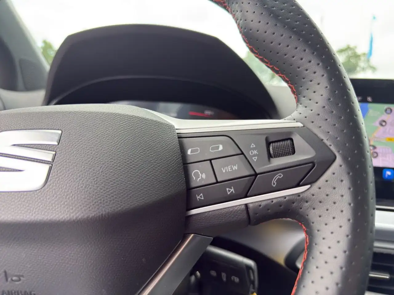 SEAT Arona 1.0TSI DSG FR — Galerie du véhicule 24