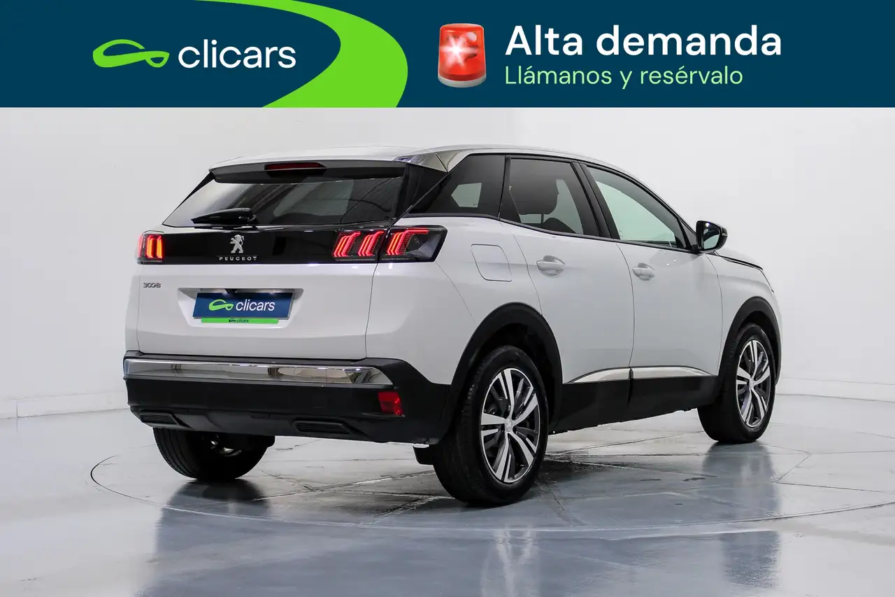 Peugeot 3008 Hybrid 136 Allure eDCS6 — Galería del vehículo 5