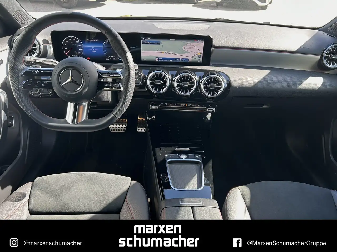 Mercedes-Benz A 250 A 250 e AMG Night+Kamera+Distro+Mulitibeam+MY24 — معرض صور السيارة 15