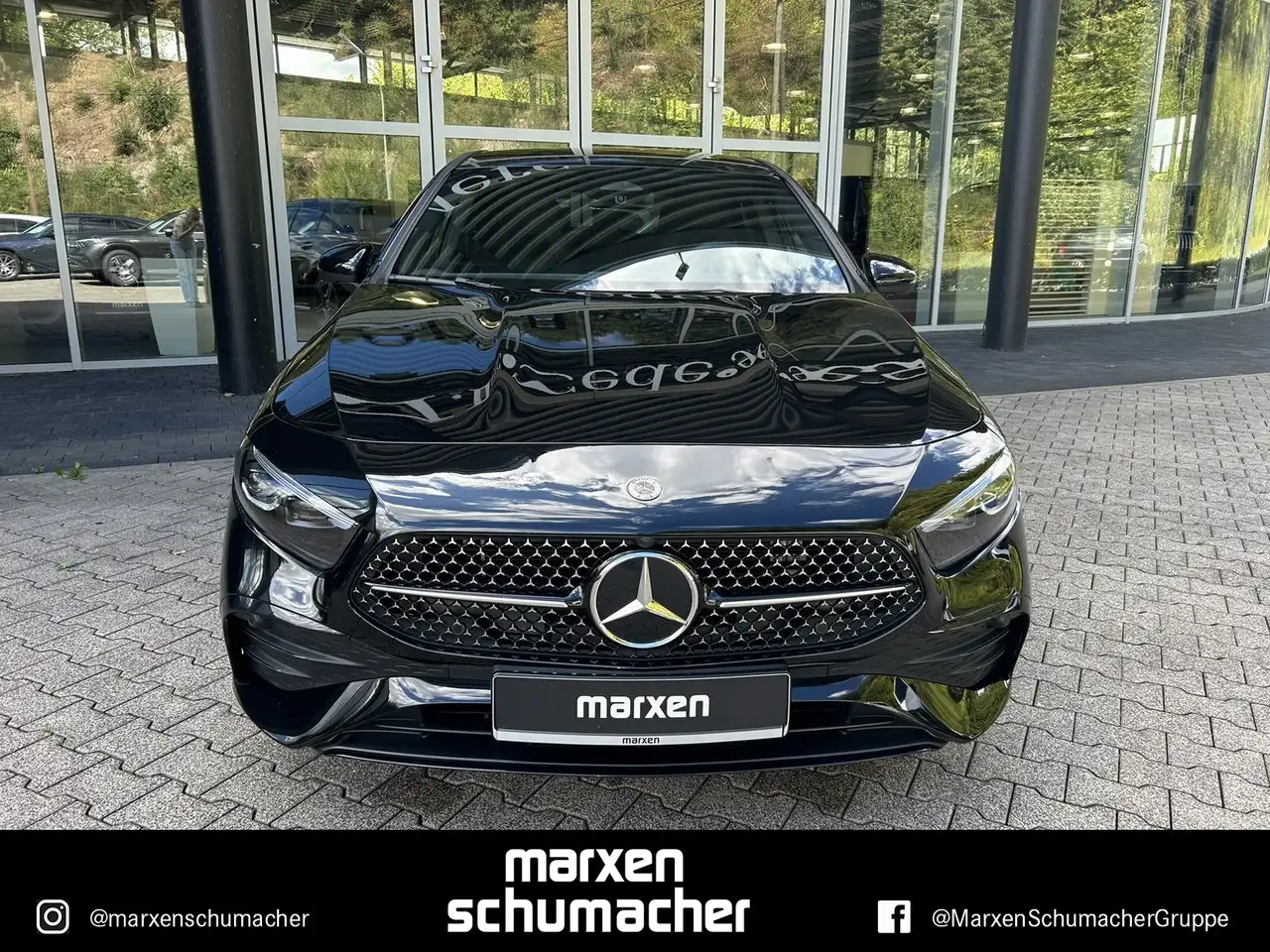 Mercedes-Benz A 250 A 250 e AMG Night+Kamera+Distro+Mulitibeam+MY24 — معرض صور السيارة 2