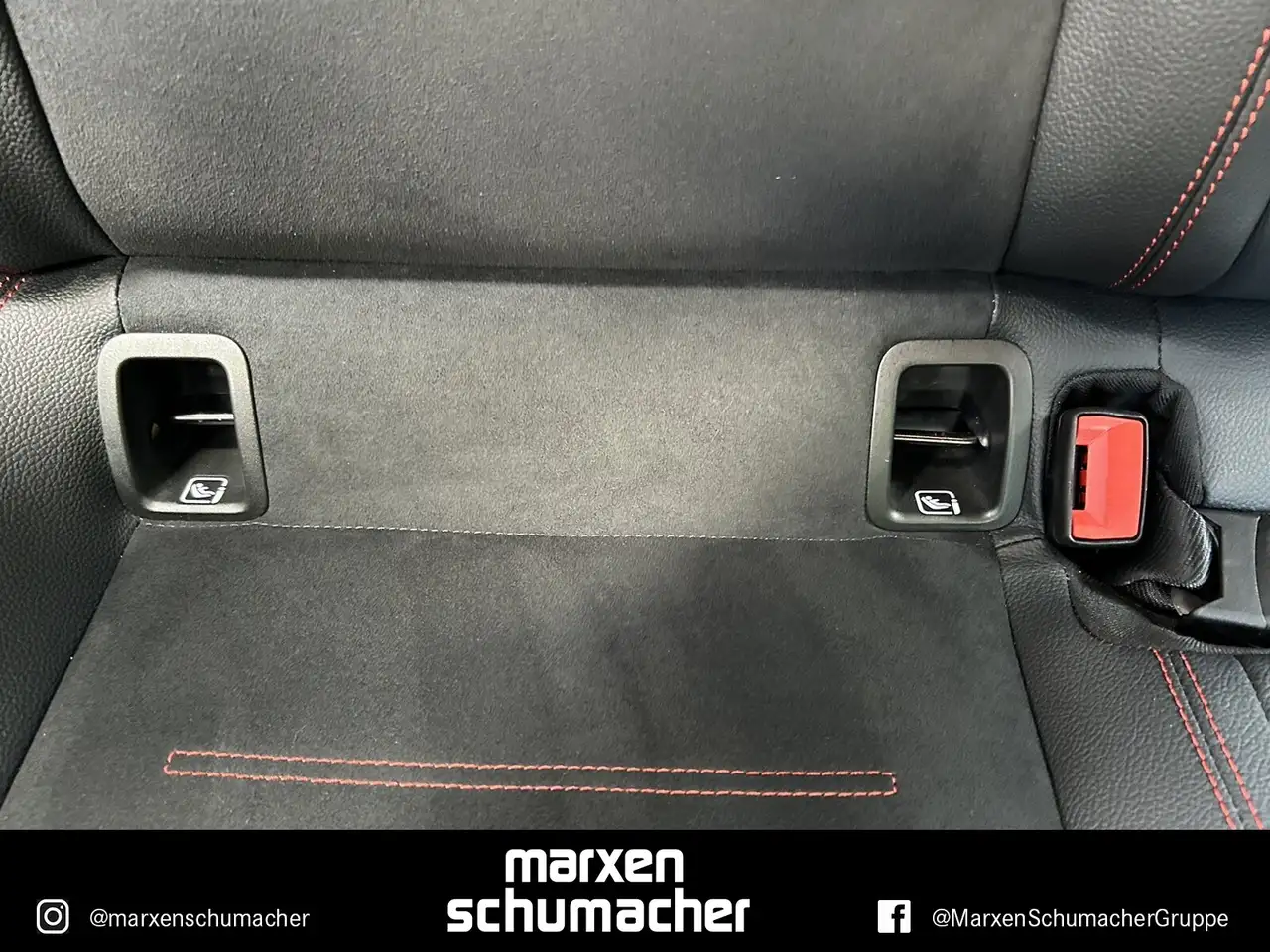 Mercedes-Benz A 250 A 250 e AMG Night+Kamera+Distro+Mulitibeam+MY24 — معرض صور السيارة 20
