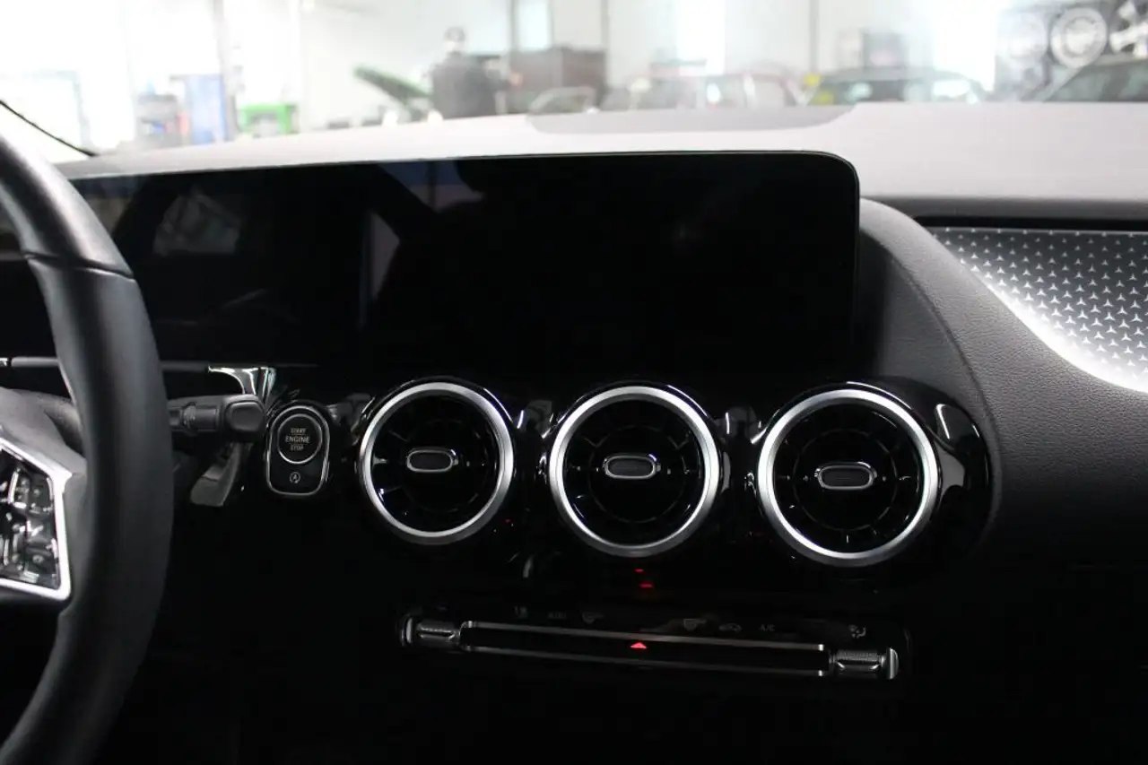 Mercedes-Benz B 220 4M Progressive Adv. AHK LED Kamera PTS — معرض صور السيارة 14