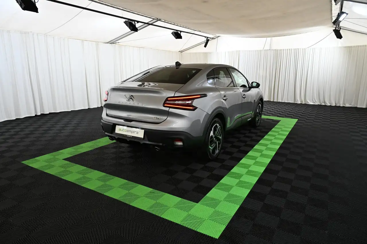 Citroen C4 X 1.2 PT EAT8 130 MAX LED/NAV/SOUND/PANO/H-UP/18 — معرض صور السيارة 5