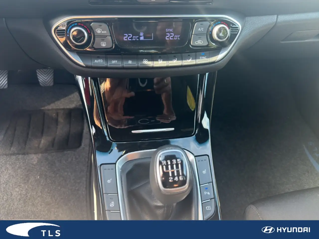Hyundai i30 Advantage Navi Digitales Cockpit LED Apple CarPlay — Galería del vehículo 12