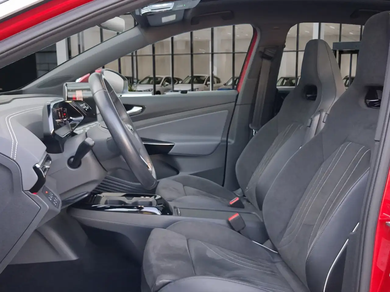 Volkswagen ID.5 Pro Performance 150 kW (204 PS) 77 kWh 1-Gang-A... — معرض صور السيارة 6