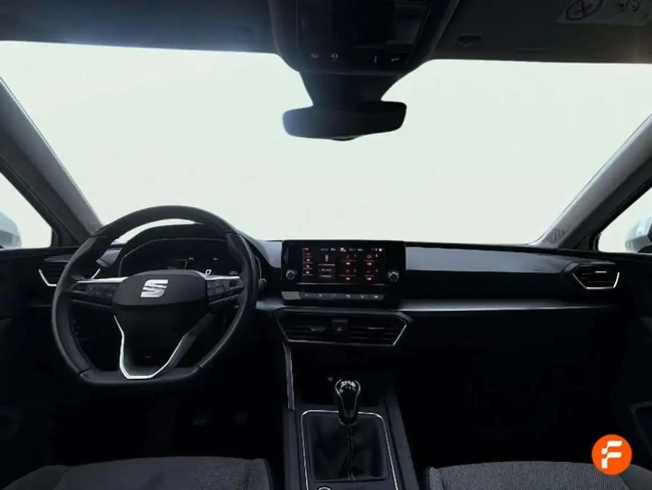 SEAT Leon 1.0 TSI S&S Style 25º Aniversario 110 — Vehicle gallery 11