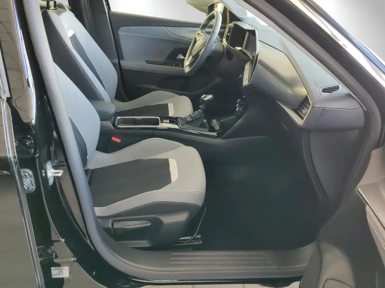 Opel Mokka Elegance Allwetterreifen 101PS — Galerie du véhicule 22