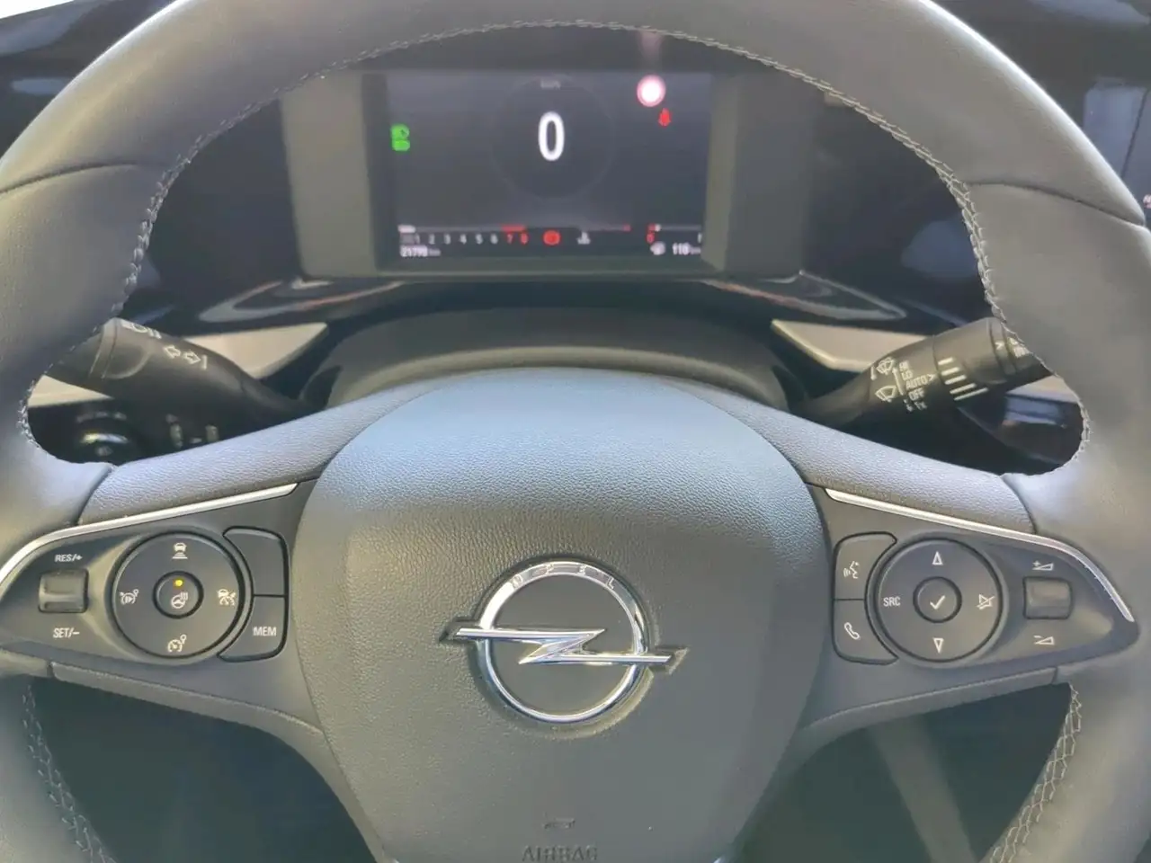 Opel Mokka Elegance Allwetterreifen 101PS — Galerie du véhicule 14