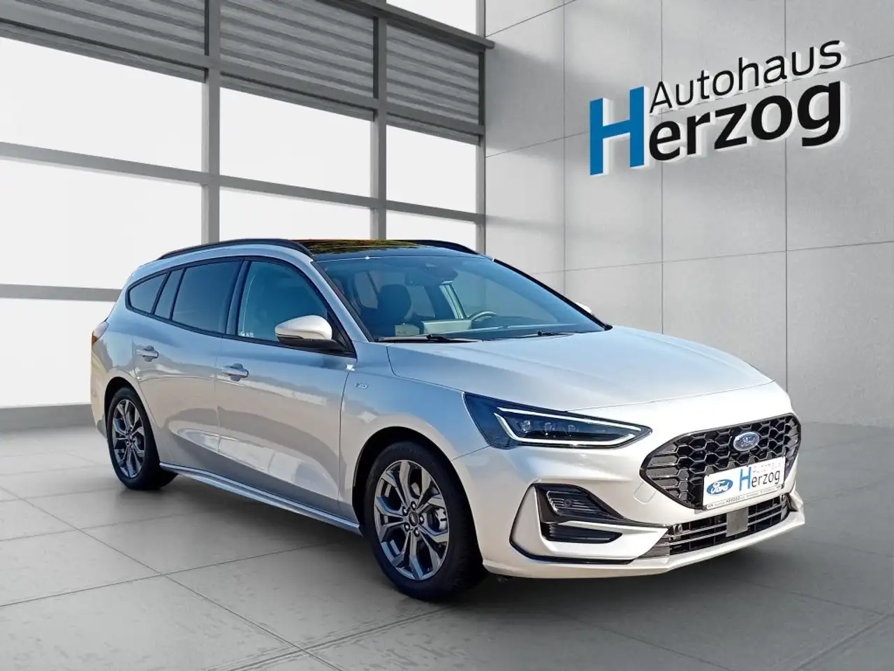 Ford Focus Turnier 1.0 EcoBoost Hybrid Aut. ST-LINE X — Galería del vehículo 7