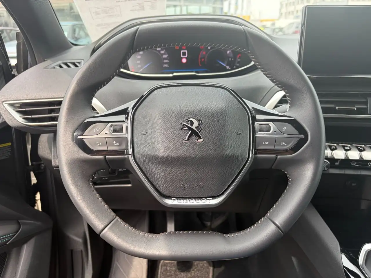 Peugeot 3008 Hybrid 136 eDSC6 GT ACC LED Navi PDC Pano LM — Galerie du véhicule 22