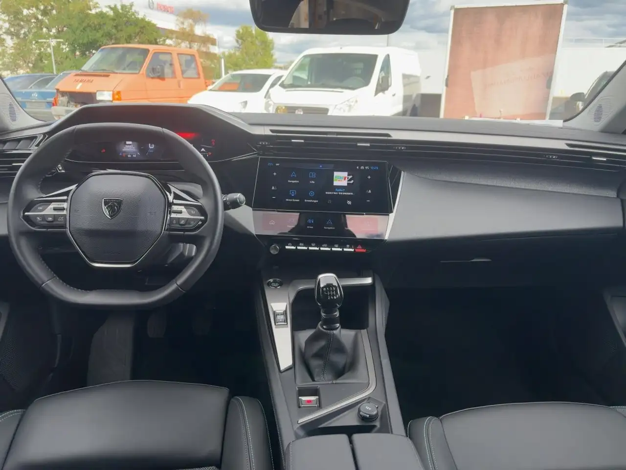 Peugeot 308 1.2 PureTech 130 Allure ACC+LED+Navi+SHZ+360 — Vehicle gallery 11
