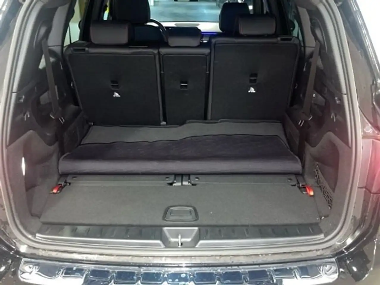 Mercedes-Benz GLB 200 d — Galerie du véhicule 12