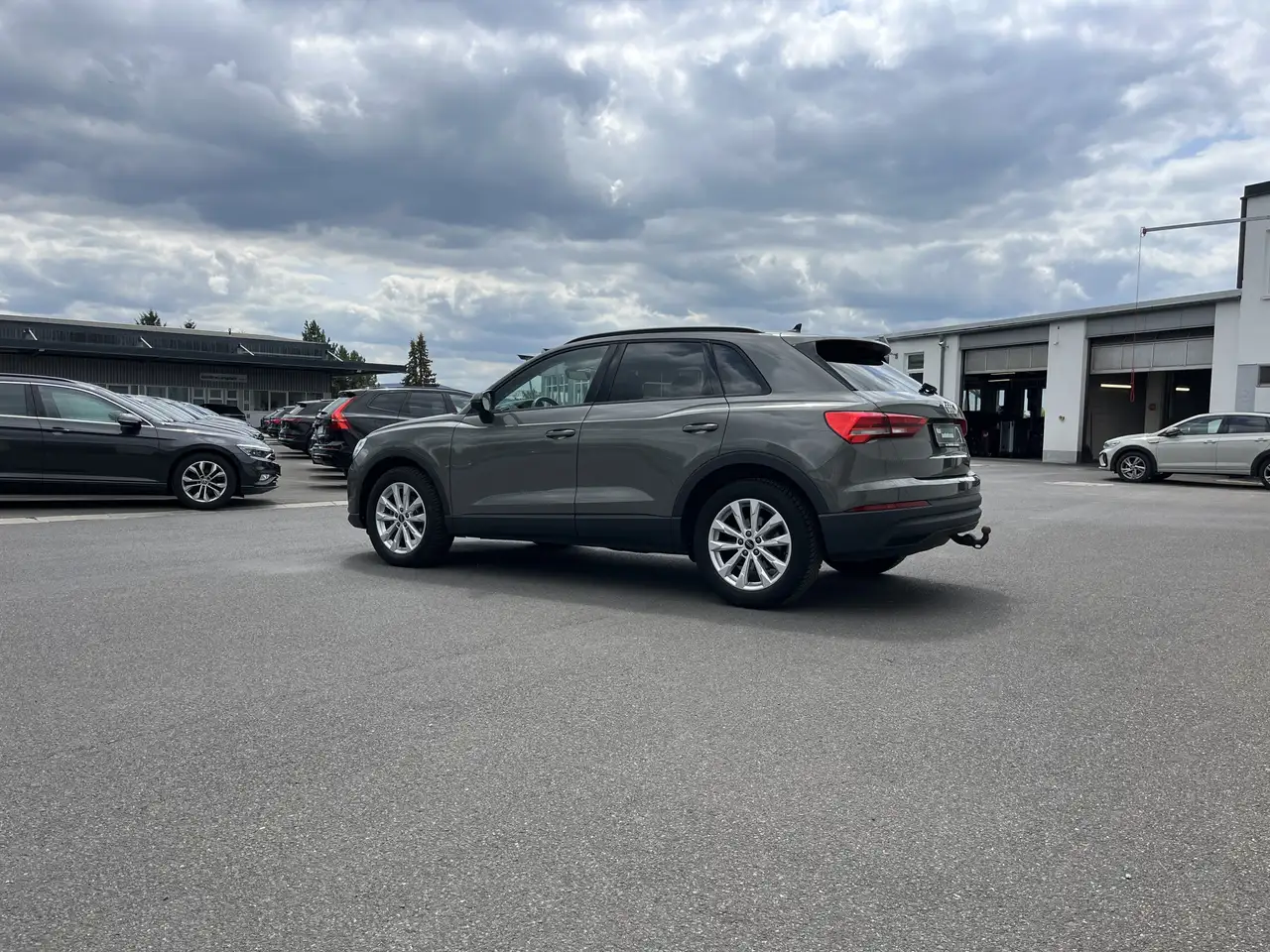 Audi Q3 35 1.5 TFSI 175€ m.20% Anz. AHK VirtCockpit Navi — Vehicle gallery 10