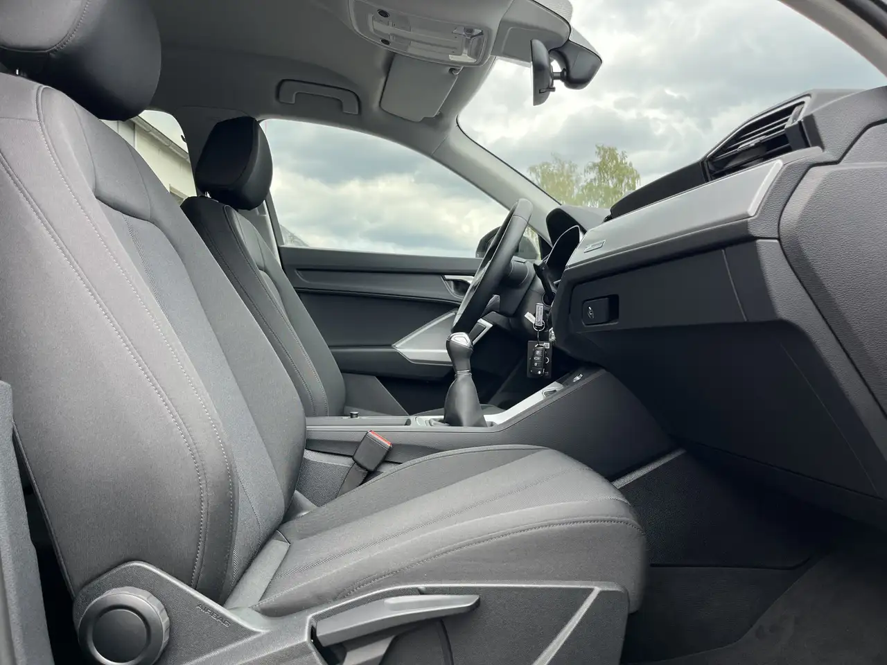 Audi Q3 35 1.5 TFSI 175€ m.20% Anz. AHK VirtCockpit Navi — Vehicle gallery 15