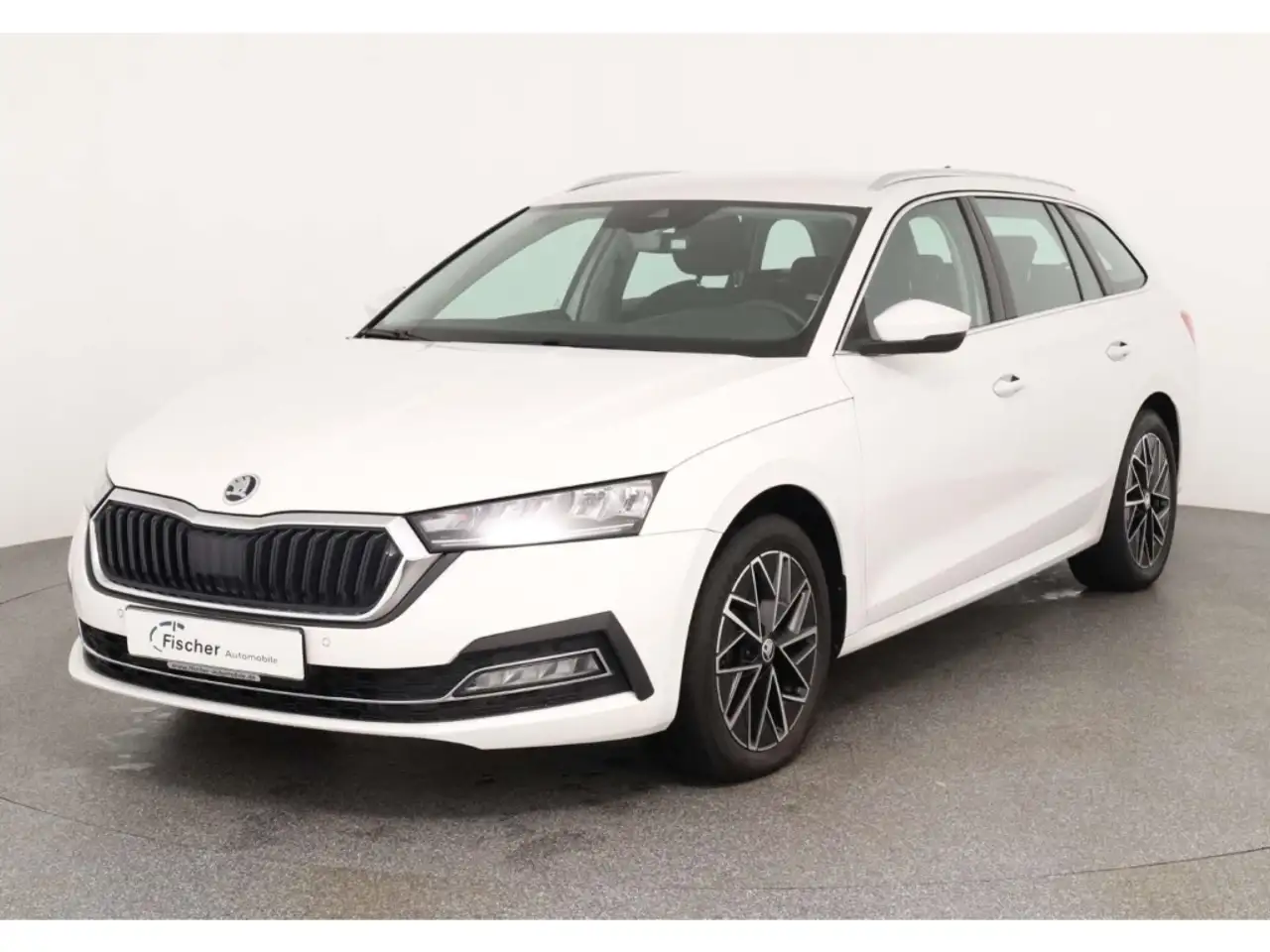 Skoda Octavia Combi 2.0 TSI DSG 4x4 Style HUD/AHK/ACC — Galerie du véhicule 2